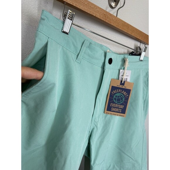 NWT Free Planet Shorts Men's M Aqua Everyday Shorts Lightweight Pockets Summer - Picture 2 of 13